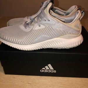 Adidas Alphabounce | Men’s | size 10